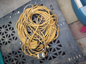 100ft 20AMP Yellow Cord