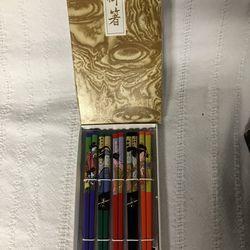Brand New Gorgeous Set Of 5 Chopsticks 