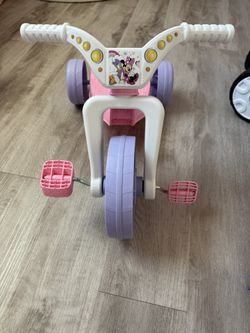 Minnie Mouse Tricycle & Airplane