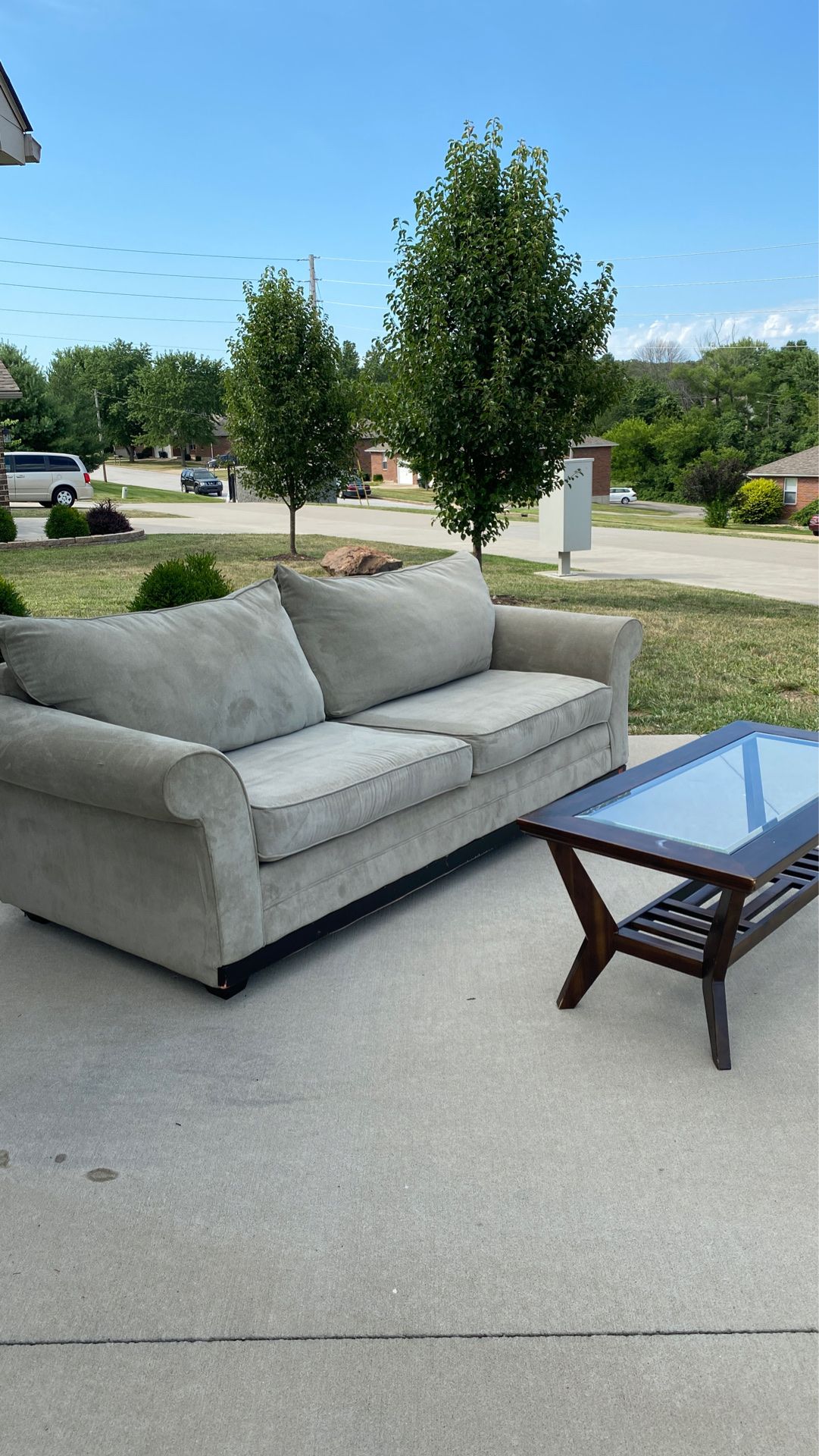 Sofia furniture sofa and coffee table