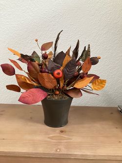 Fall Decoration Flower Arrangement