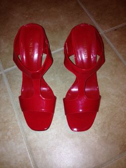 Nine West O-Holidaz3-O Red T-strap Slide Heels Size 7M