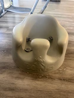 Bumbo seat