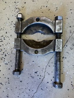 Bearing splitter Used
