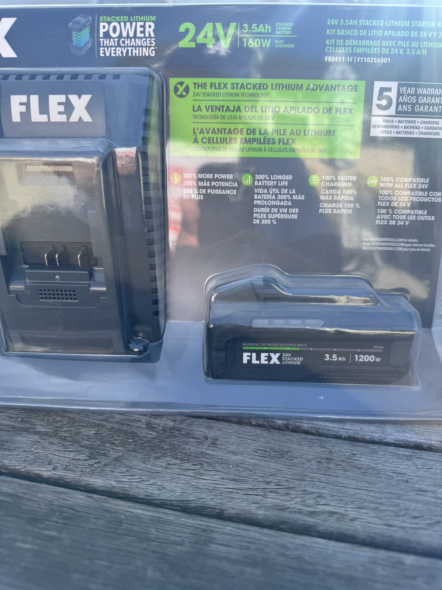 Flex Tools 3.5 Ah 24 Volt Stacked Lithium Battery kit