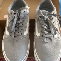 Brand New Women’s Gray Vans 