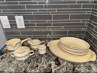 Lenox Cottonwood Serving Pieces – 7 Pieces