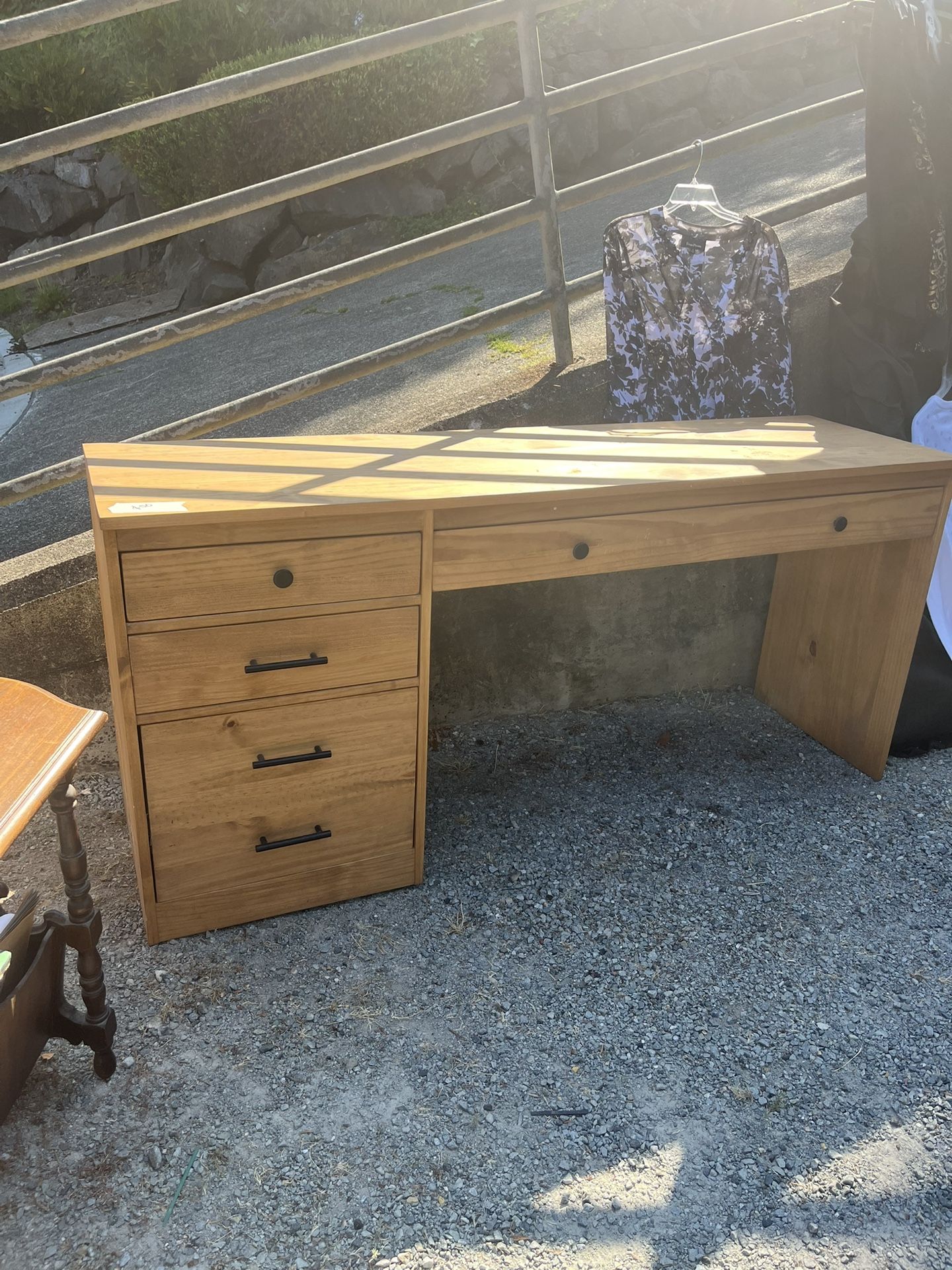 Modern Small Desk