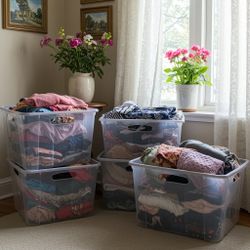 Large Lot Of Women's Clothing (Sizes Medium-Xl Stylish, New, & Like New)