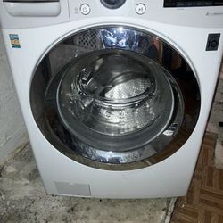 Lg & Maytag washer And Dryer Set 
