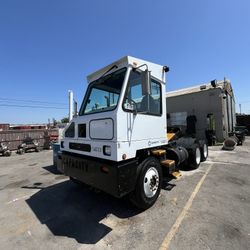 2019 Capacity Yard Goat - yard Spotter 3 Axle 