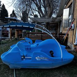 pedal boat 