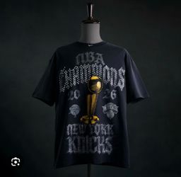 New York Knicks Locker Room Championship Rhinestone T-Shirt