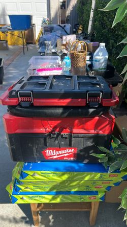Milwaukee wet/dry vacuum