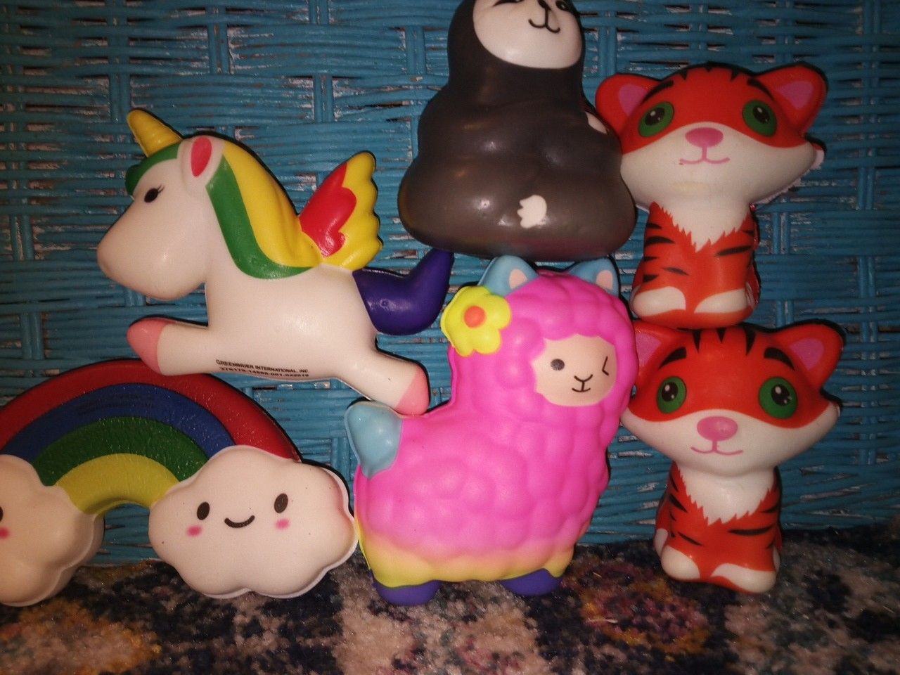 18 squishies