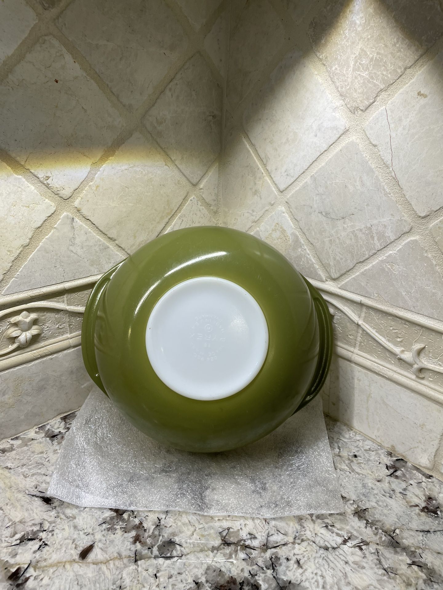 PYREX VINTAGE BOWL