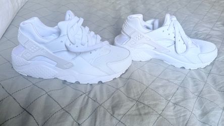 Kids Nike Huarache shoes