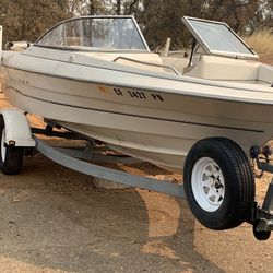 2001 Bayliner 195 Capri Classic