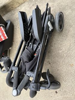Maxi-Taxi XT Ultra Compact Car Seat Caddy