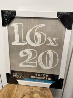 White Poster Frames 18x24 And 16x20