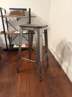 Industrial Metal Bar Stool with Wood Seat