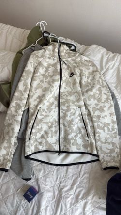 Nike Tech Summit Camo Size Medium 1st Gen