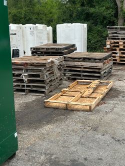 Wood Pallets FREE
