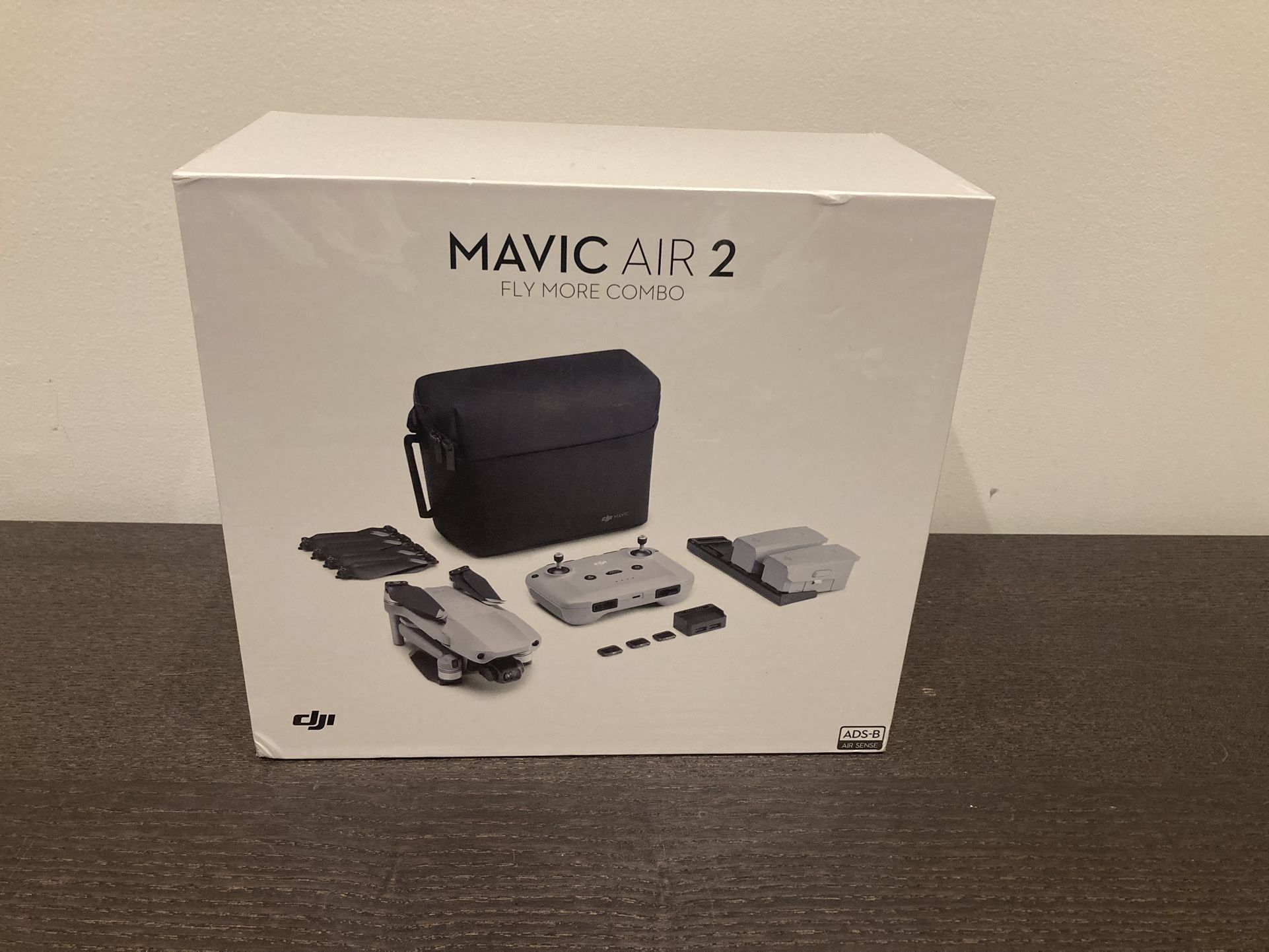 NEW DJI Mavic Air 2 Fly More Combo