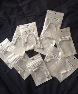 LIGHTNING TO AUX JACK 3.5mm