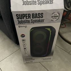 Súper Bass speaker