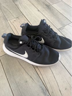 Size 14 Nike Roshe