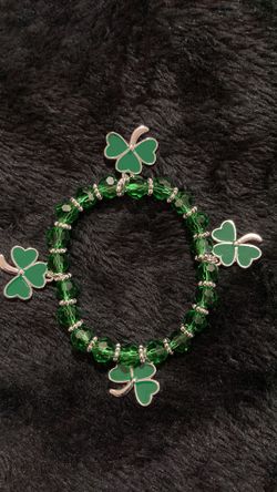 Saint Patrick’s Crystal Bead Stretch Bracelet $6