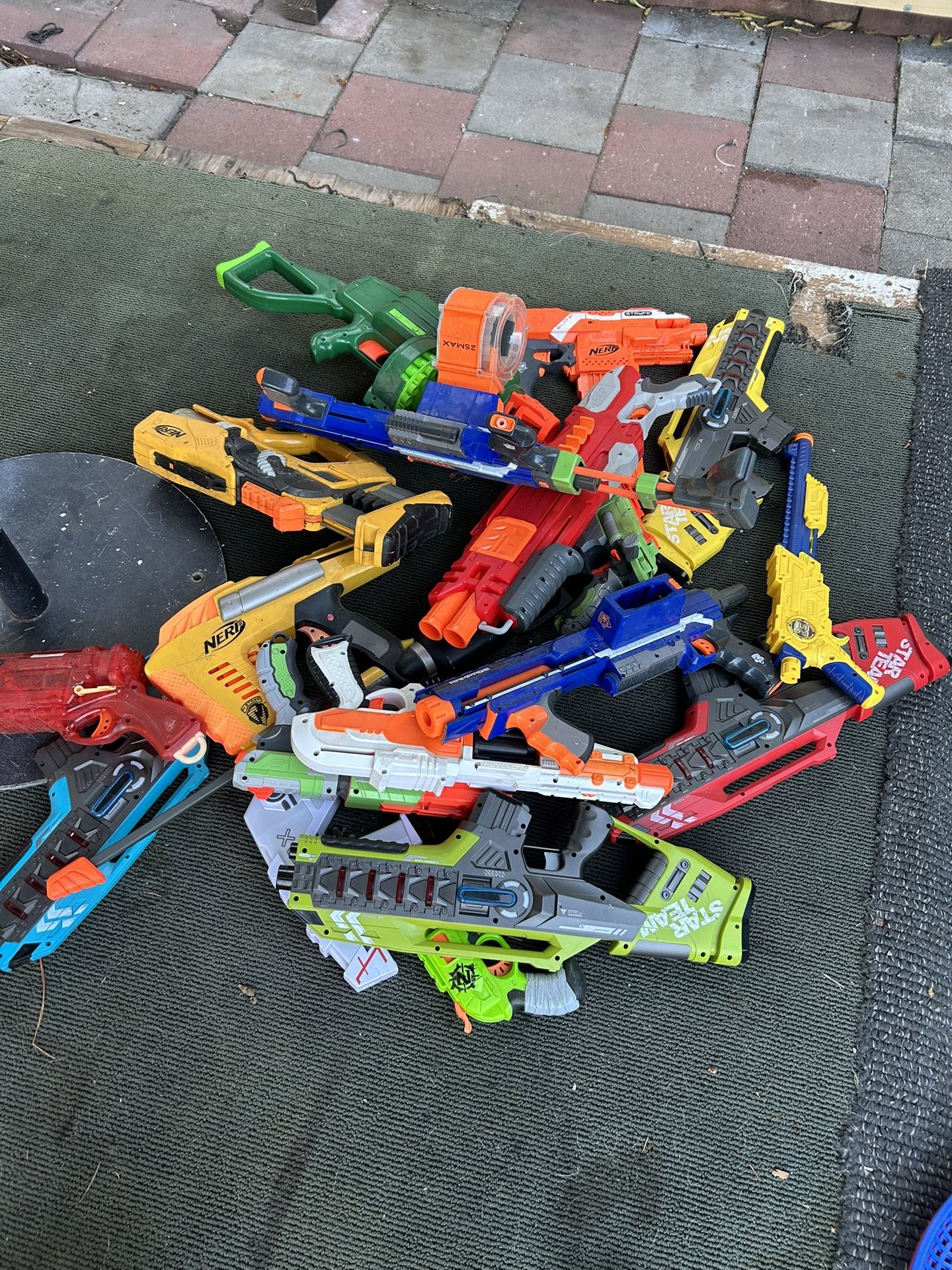 Vintage Nerf Guns Lot 30 +Pieces $50