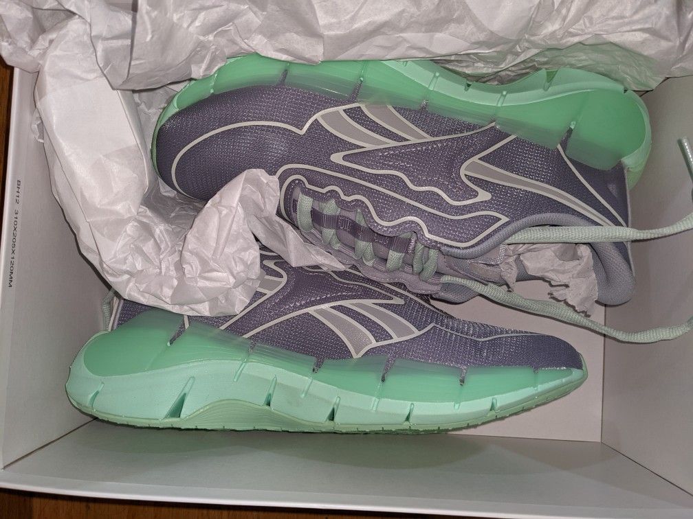 Reebok Victoria Beckham Women Sneakers