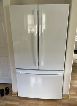 White French Door Refrigerator with Bottom Freezer