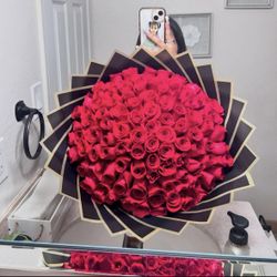 100 Roses Bouquet 