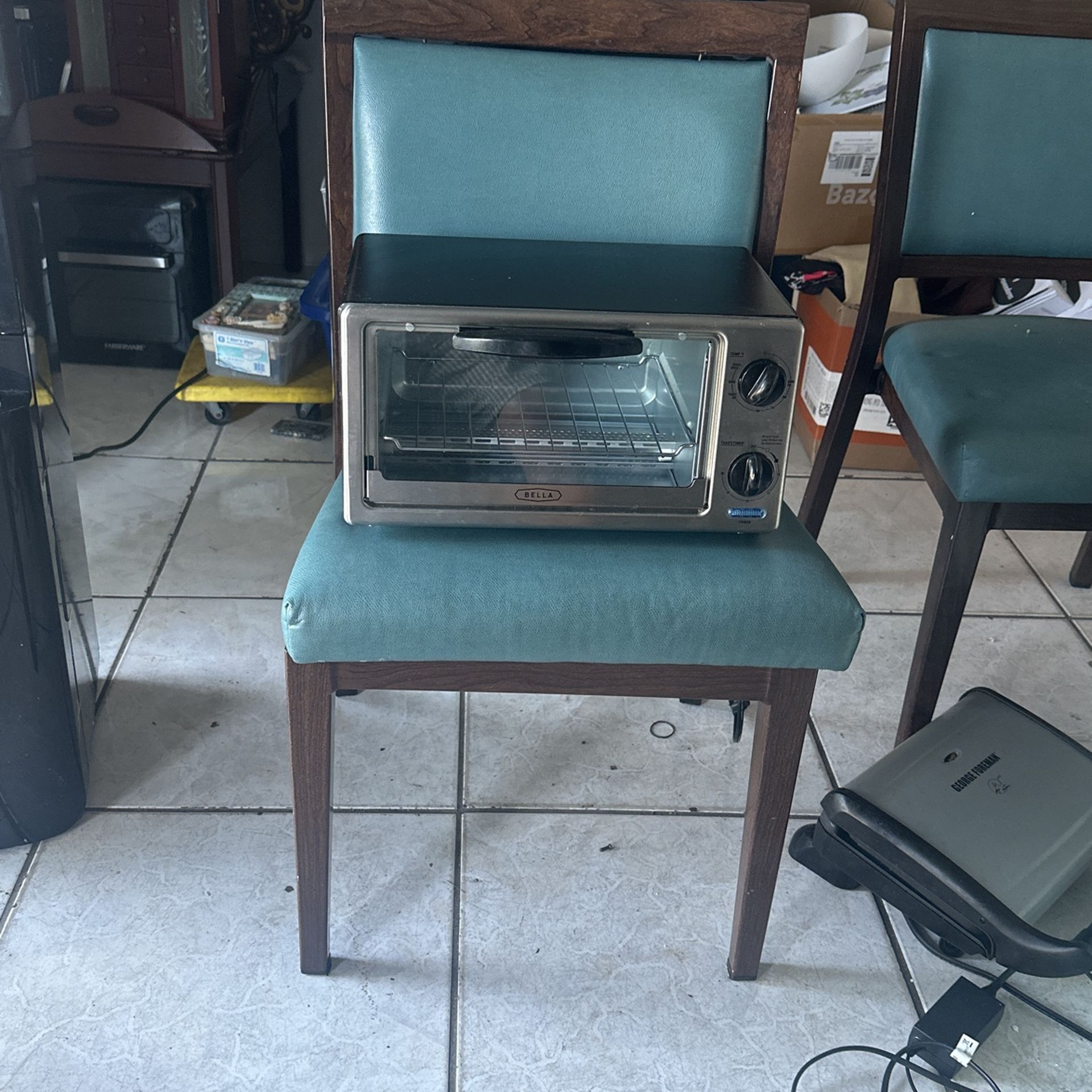 Small Toasted Oven Many Useds