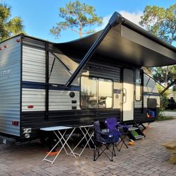 2020 Forest River Travel Trailer 16q