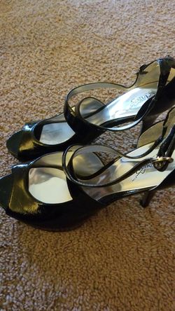 Gently used 8.5 heels