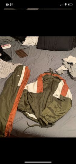 Men’s Nike windbreaker suit