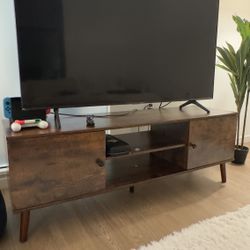 Mid-Century Modern TV Stand / Media Console – Fits TVs up to 60”