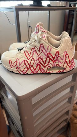 STEEL TOE SKETCHERS
