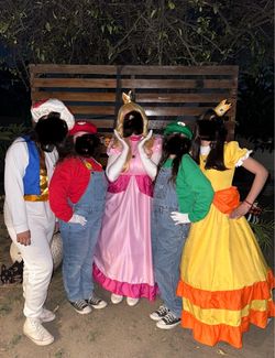 Super Mario Daisy Costume