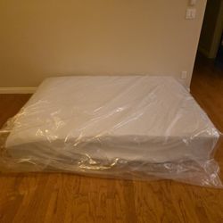 Lightly Used Sleepy's Mattress