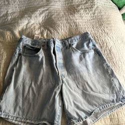 Levi Women Shorts