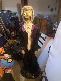 Life-Size Animated Halloween Skeleton Figure
