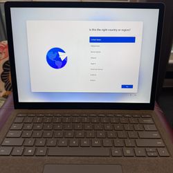 Microsoft Surface Pro Laptop 3 - 13.5" Touch Screen & Face ID