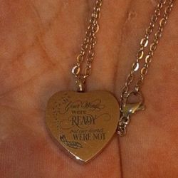 Cremation Urn Heart Shaped Pendent With Funnel 2use To Fill The Urn Pendant In Perfect Condition 