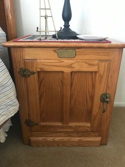 (2) White Clad end tables