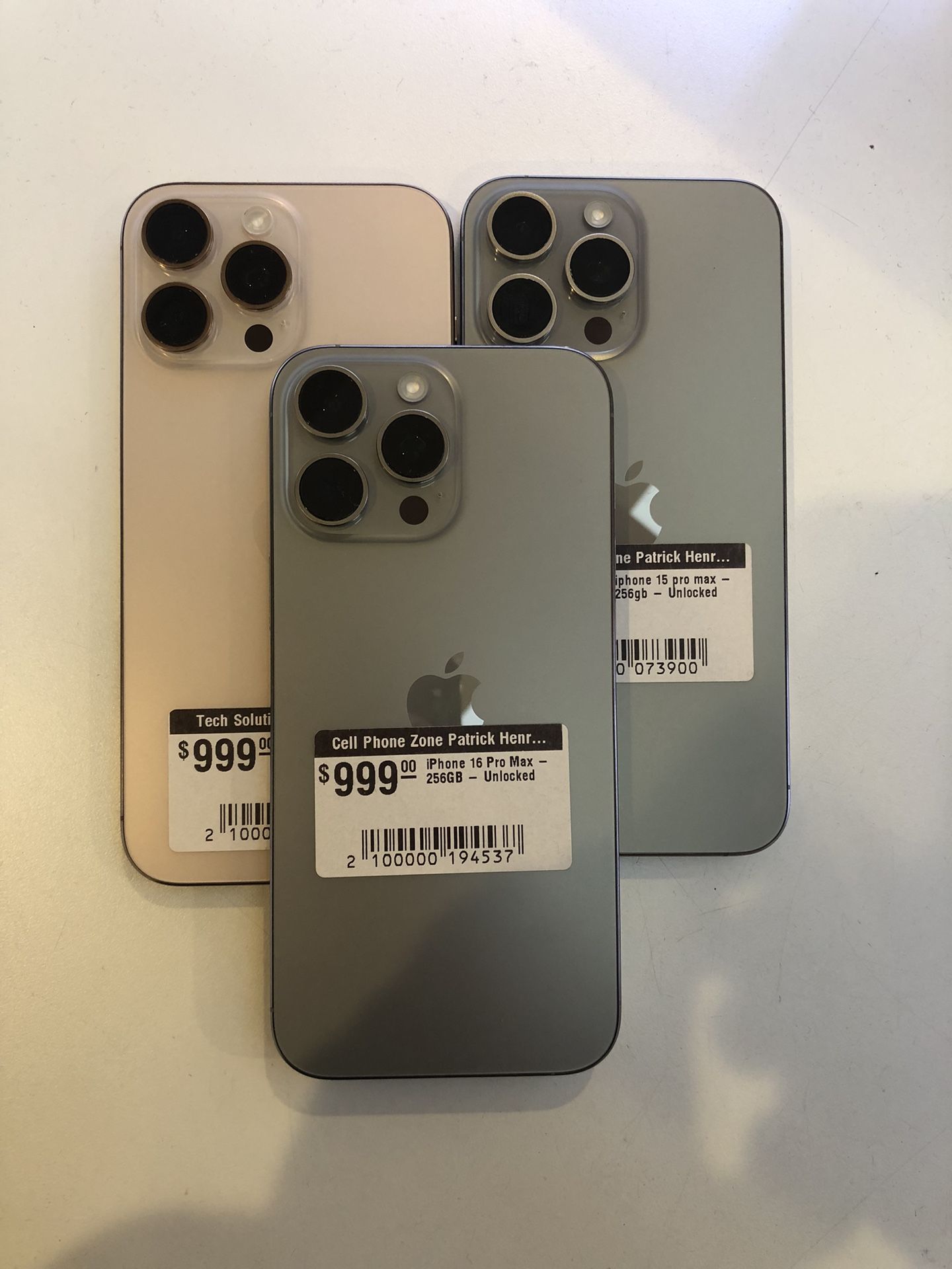 iPhone 15 Pro Max 256 GB Unlocked